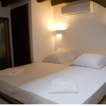 Domus Apartament *
