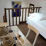 Domus